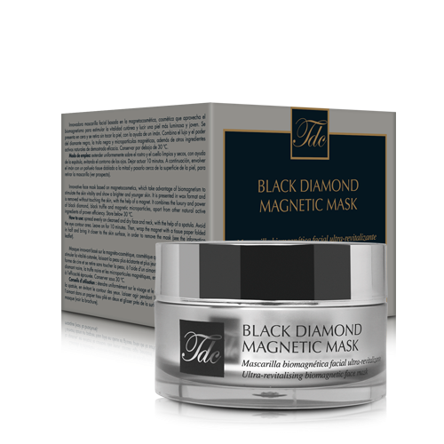 (Buy 1 Get 1 Free) Black Diamond Magnetic Mask 50ml